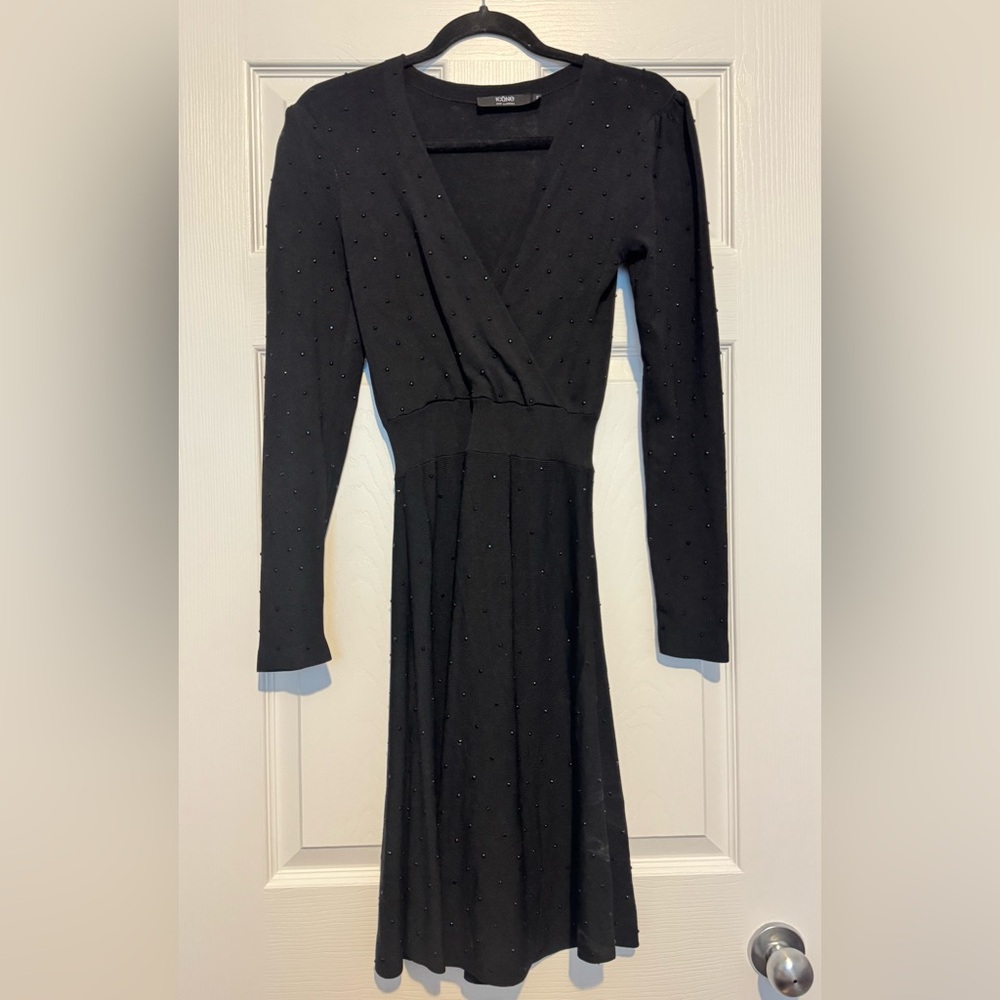 ICÔNE Gorgeous Body-hugging Black Knit Fancy Dress Long Sleeves Rhinestones
